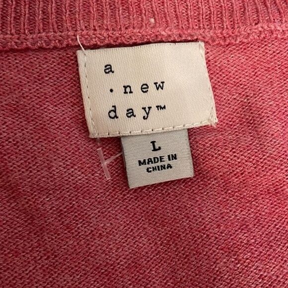 A New Day Pink Pullover V-Neck Knit Sweater Womens Size Large - Picture 2 of 10